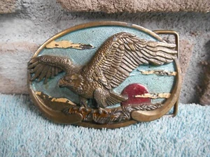 VINTAGE 1988 3-D AMERICAN EAGLE COLORED SOLID BRASS METAL BELT BUCKLE - Picture 1 of 13