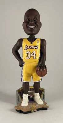 Forever Collectibles LA Lakers SHAQUILLE O’NEAL Legends Bobblehead NO BOX! - Image 1 of 4
