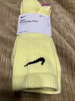 (3) Paquete de calcetines Nike Everyday Plus Dri-Fit Crew (para hombre 8-12) amarillo, rosa, azul Foto 1 de 4