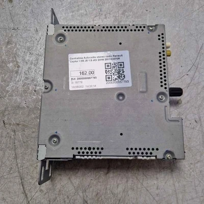 Centralina Autoradio stereo radio Renault Captur I H5 J5 1.5 dCi 2016 281153870R - Immagine 1 di 4