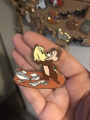 Disney Shopping Pin 34080 Chip Chicken In The Rough Le 250 - Изображение 1 из 2