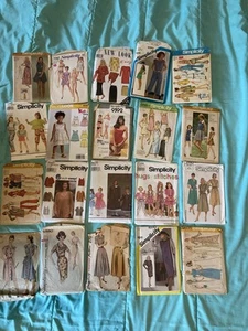Huge Lot Of 300 Sewing Patterns Simplicity Butterick McCall’s Vogue 1940s-2000’s - Picture 1 of 15
