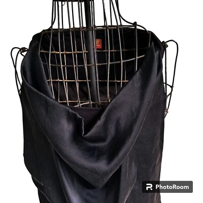 Top sin mangas Dondup talla S? ¿Seda negra? Logo Acanalado Italia Negocios Informal LEER Foto 1 de 4