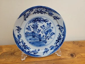 Plato de panqueques de Delft inglés de principios del siglo XVIII azul bambú y cerca - Imagen 1 de 9