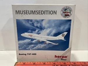 1:500 Herpa American Boeing 747 Airlines Christmas Toy Model Wings Airplane - Picture 1 of 10