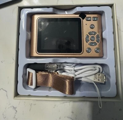 Fashion CCD (charge-coupled device) camera, model H16 - Image 1 of 2