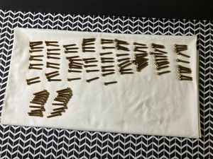 10-32 x 1-1/4" Solid Brass Round Head Machine Screw Slotted Drive Quantity 110 - Picture 1 of 8