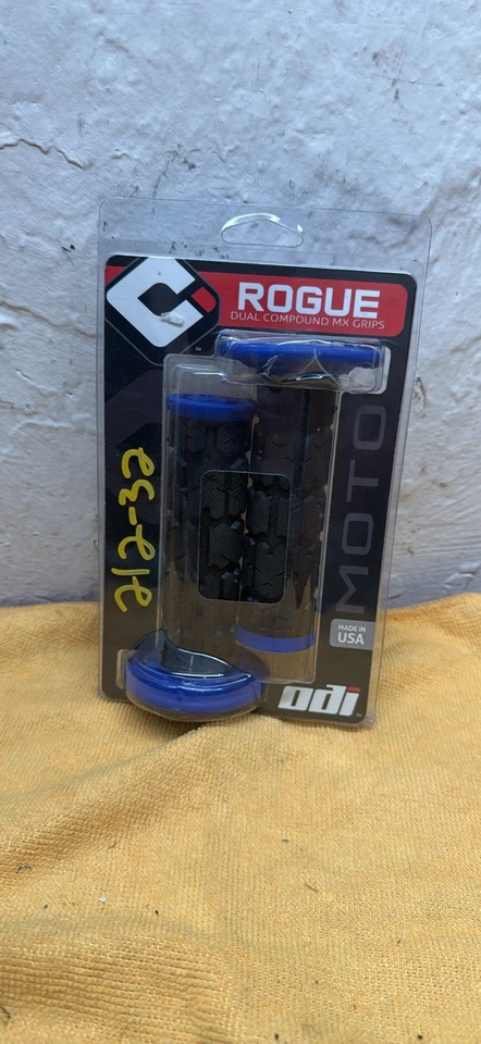 ODI Dirtbike Motocross Doble Compuesto Empuñaduras Negro y Azul 212 Foto 1 de 2