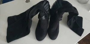 Botas Cinturón Holandesas Madden Girl Negras Imitación Gamuza Hasta la Rodilla - Talla 8.5 M - Imagen 1 de 7
