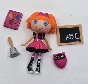 Mini Lalaloopsy BEA SPELLS-A-LOT w Pet Owl 100% Complete Retired Doll 3" - Picture 1 of 2