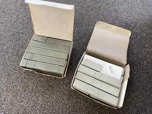 Paslode GSN 18 grapas 7/8" punto cincel galvanizado aprox 9500 corona estrecha - Imagen 1 de 7