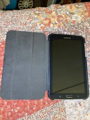 Samsung Galaxy Tab 3 Tablet - Model SM-T210R - 7" - 8GB - Wi-Fi (NJL020287) - Image 1 of 4