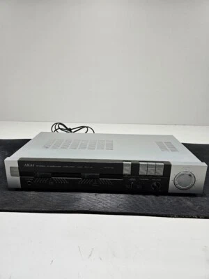 Akai AM-U1 Stereo Integrierter Verstärker – Gebraucht Aktiv Mit Kabel - Bild 1 von 4