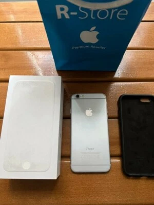 Apple iPhone 6 - 16GB - Argento + cover Apple - Immagine 1 di 3