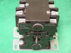 i.T.E. ROWAN 2200 EB421EA MAGNETIC CONTACTOR 3 POLE 24V COIL 50A RES 600VAC - Picture 1 of 1