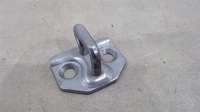 2017-2024 VOLVO XC60 ЗАДНЯЯ НАКЛАДКА НА ЗАМОК ДВЕРИ 31391833 - Изображение 1 из 4