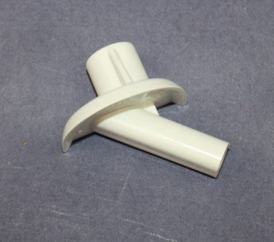 Refrigerador Magic Chef: soporte de estante para congelador: trasero (61002143) {P9243} Foto 1 de 4