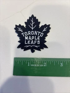 Toronto Maple Leafs NHL Hockey Embroidered Patch - Picture 1 of 1