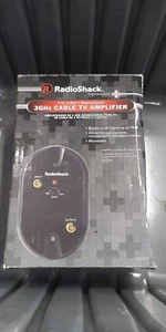 NEW RadioShack 1 in 1 out bidirectional 3GHz Cable TV Amplifier 1500472 NIB - Picture 1 of 4
