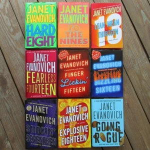 Janet Evanovich Stephanie Plum Novels ~ 8-9 13-18 29 ~ Hardcover Book Lot of 9 - Bild 1 von 24