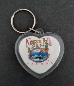 "Portachiavi cuore souvenir Niagara Falls 3" - Foto 1 di 3