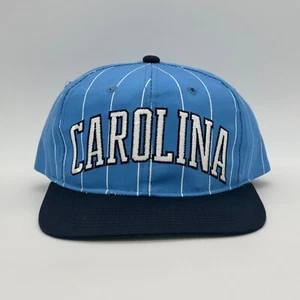 Cappello Berretto Sportivo North Carolina Tar Heels Starter Vintage Arch Script Righe Snapback - Foto 1 di 12