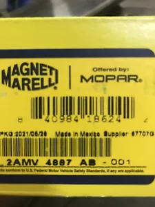 08-11 GRAND CARAVAN TOWN & COUNTRY JOURNEY REAR DISC BRAKE PAD KIT OEM NEW MOPAR - Picture 1 of 1