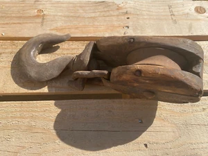 "Vintage ANVIL puleggia singola blocco e attacco grande custodia in legno gancio blocco laterale 16" - Foto 1 di 7