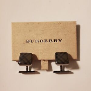 INCREDIBLE AUTHENTIC SIGNED BURBERRY SILVER TINE & GREY NOVA CHECK CUFFLINKS NR