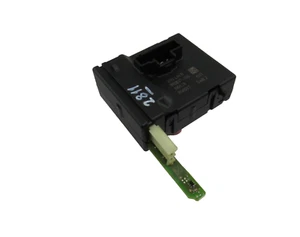 Módulo de control puerta delantera izquierda Renault Grand Scenic MK3 09-16 910837-200 X95 LIN - Imagen 1 de 4