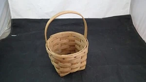 1986 Longaberger Small Basket W/single stationary Handle 5 1/2" diameter - Picture 1 of 7