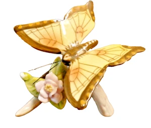 George Good Pink Porcelain Rose Monarch Butterfly Figurine Vintage Collectable - Picture 1 of 7