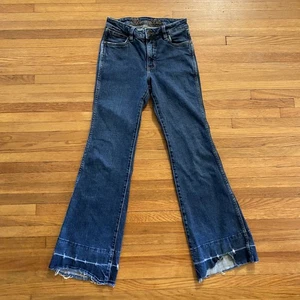 Pantalón de mezclilla Wrangler para mujer 26x36 azul tiro alto acampanado desgastado Y2k retro - Imagen 1 de 14