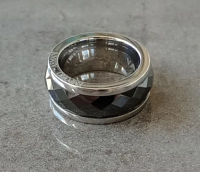 Anillo Emporio Armani, anillo facetado de acero y negro. Anillo Reino Unido Talla M 1/2 Foto 1 de 4