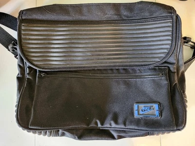 Nike Messenger Crossbody Flap Travel Carry-On Satchel Laptop Bag Vintage 90s - Image 1 of 4