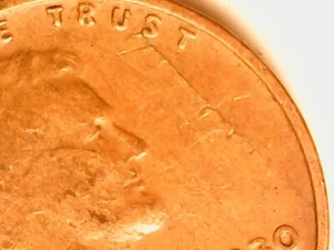 1930 P Lincoln Wheat Penny - Obverse Lamination ( Defective Planchet ) Error - Picture 1 of 8