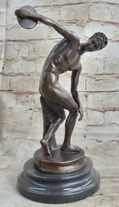 Discobolus, escultura de bronce patinado Art Deco, obra de arte clásica de alrededor de 1925 - Imagen 1 de 7