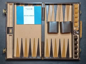 Ariete Backgammon 15,5" 20" X 2,25" Gioco Chips/Dadi - Foto 1 di 9