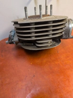 75 Suzuki RL250 1974 motor cilindro jarra barril con diámetro de culata de pistón 70 mm Foto 1 de 4