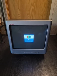 Compaq FS7600e  17" VGA CRT Computer Monitor (1280 x 1024 @60Hz) - Retro Gaming - Picture 1 of 8