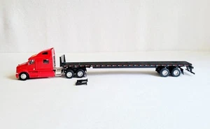 SpecCast 1:64 Peterbilt 387 Conventional Cab with flat trailer (read issues) - Picture 1 of 24
