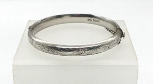 Sterling Silver Engraved Hinged Bangle Birmingham CMR 1975 (MG137J) - Picture 1 of 10