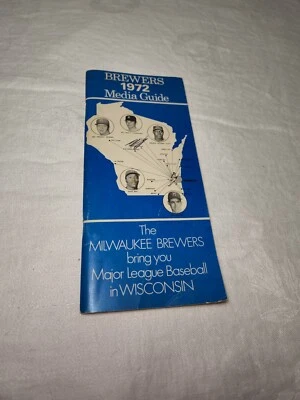 1972 Milwaukee Brewers Baseball Media Guide  - Image 1 of 4
