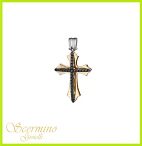 PENDENTE CROCE DA UOMO IN ORO BICOLORE 18K CON DIAMANTI NATURALI 0.15 CARATI - Picture 1 of 4