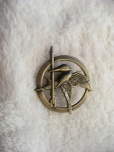 VI- VINTAGE DUCK WITH ARROW IN MOUTH PIN (SIGNED LGF) #47333 - Picture 1 of 8