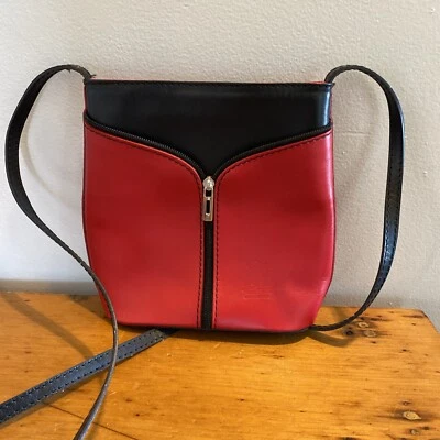 VERA PELLE Italy Red Black Italian Leather Crossbody Bucket Purse Bag V Zip - Image 1 of 4