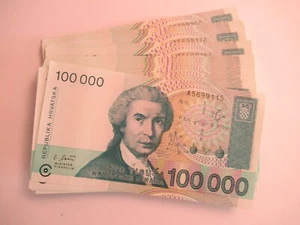 85 Consecutive 1993 Croatia Uncirculated 100,000 Dinars Bank Notes - Picture 1 of 4