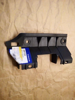 Original Soporte Parachoques Trasero Izquierdo Volvo V40 Hasta 00 Consola Nuevo - Imagen 1 de 2