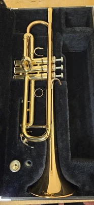 YAMAHA YTR-4335G Bb Trumpet In Original Hardcase Inc Mouthpiece. - Image 1 of 4