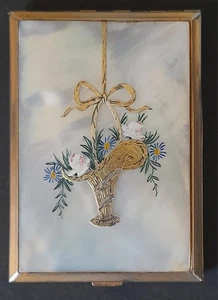 ANTIQUE/VINTAGE 1930's French 'Noailles' MOP & Gilt Floral Basket Powder Compact - Picture 1 of 7